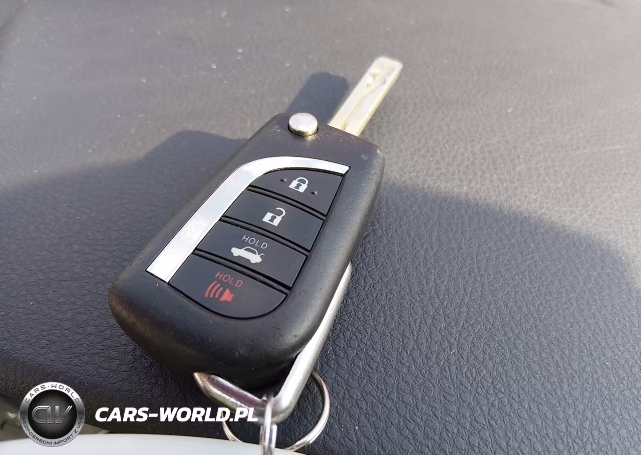 2022 Toyota Camry Se VIN:4T1G11AKXNU061711 - 11