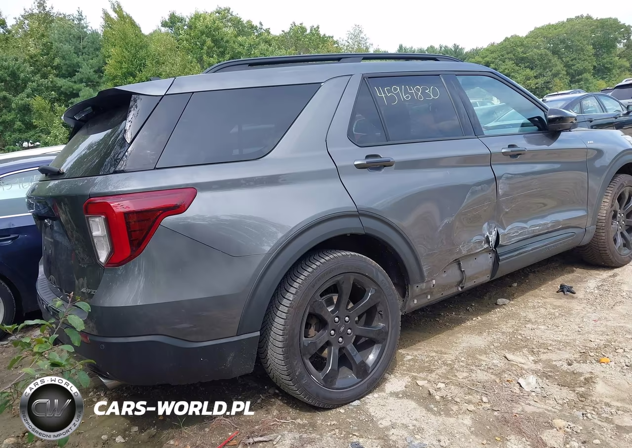 2023 Ford Explorer St-Line VIN:1FMSK8KH4PGA24495 - 4