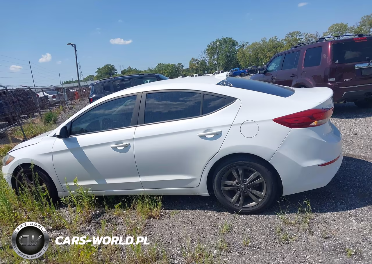 2018 Hyundai Elantra Sel VIN:5NPD84LFXJH303745 - 14