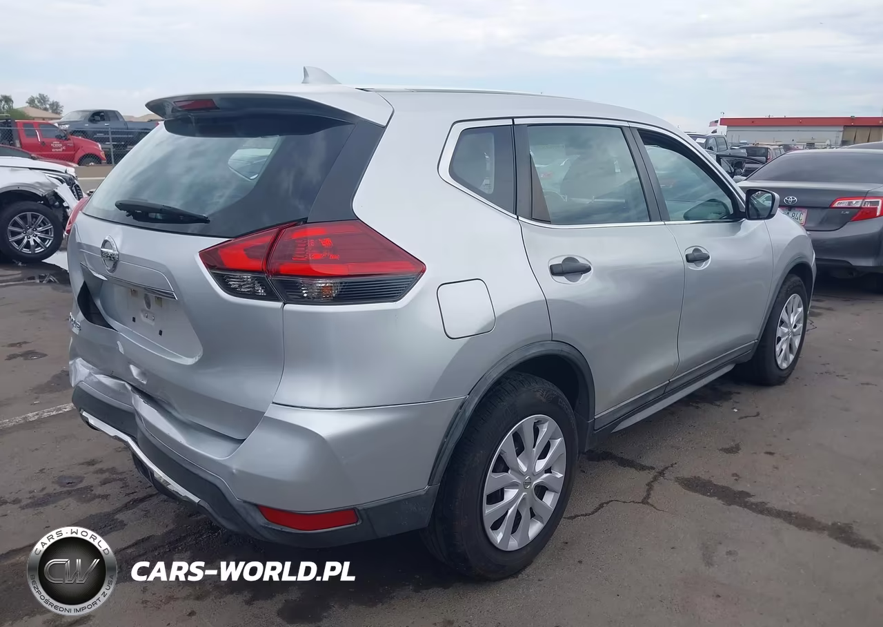 2018 Nissan Rogue S VIN:KNMAT2MT6JP540683 - 4