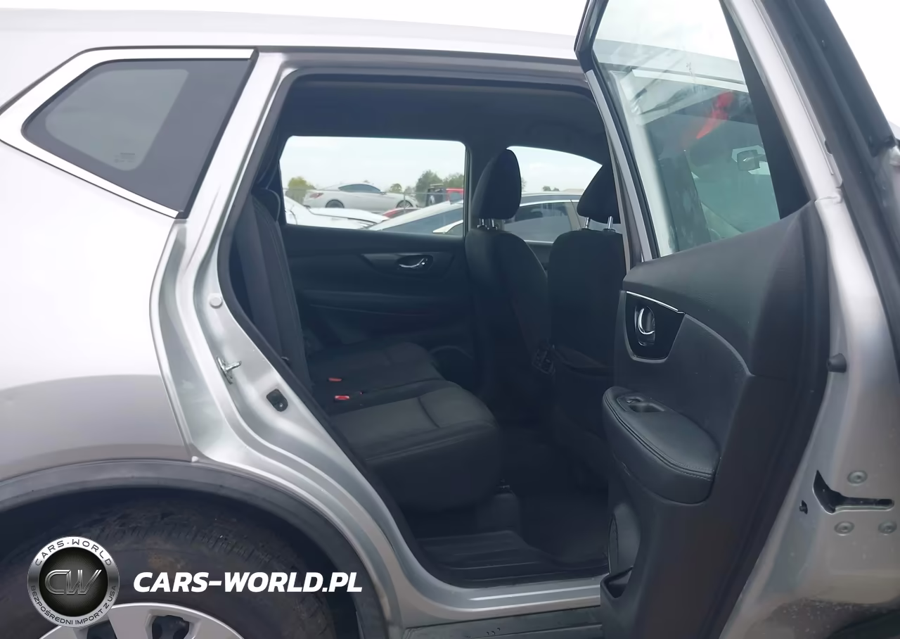 2018 Nissan Rogue S VIN:KNMAT2MT6JP540683 - 8