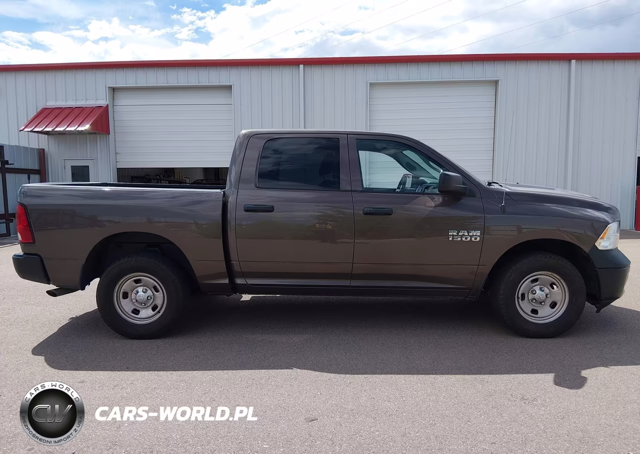 2018 Ram 1500 Tradesman 4X4 5'7 Box VIN:1C6RR7KG1JS274515 - 18