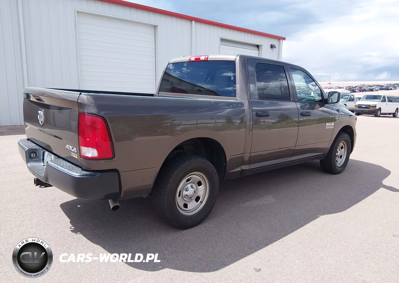 2018 Ram 1500 Tradesman 4X4 5'7 Box VIN:1C6RR7KG1JS274515 - 4