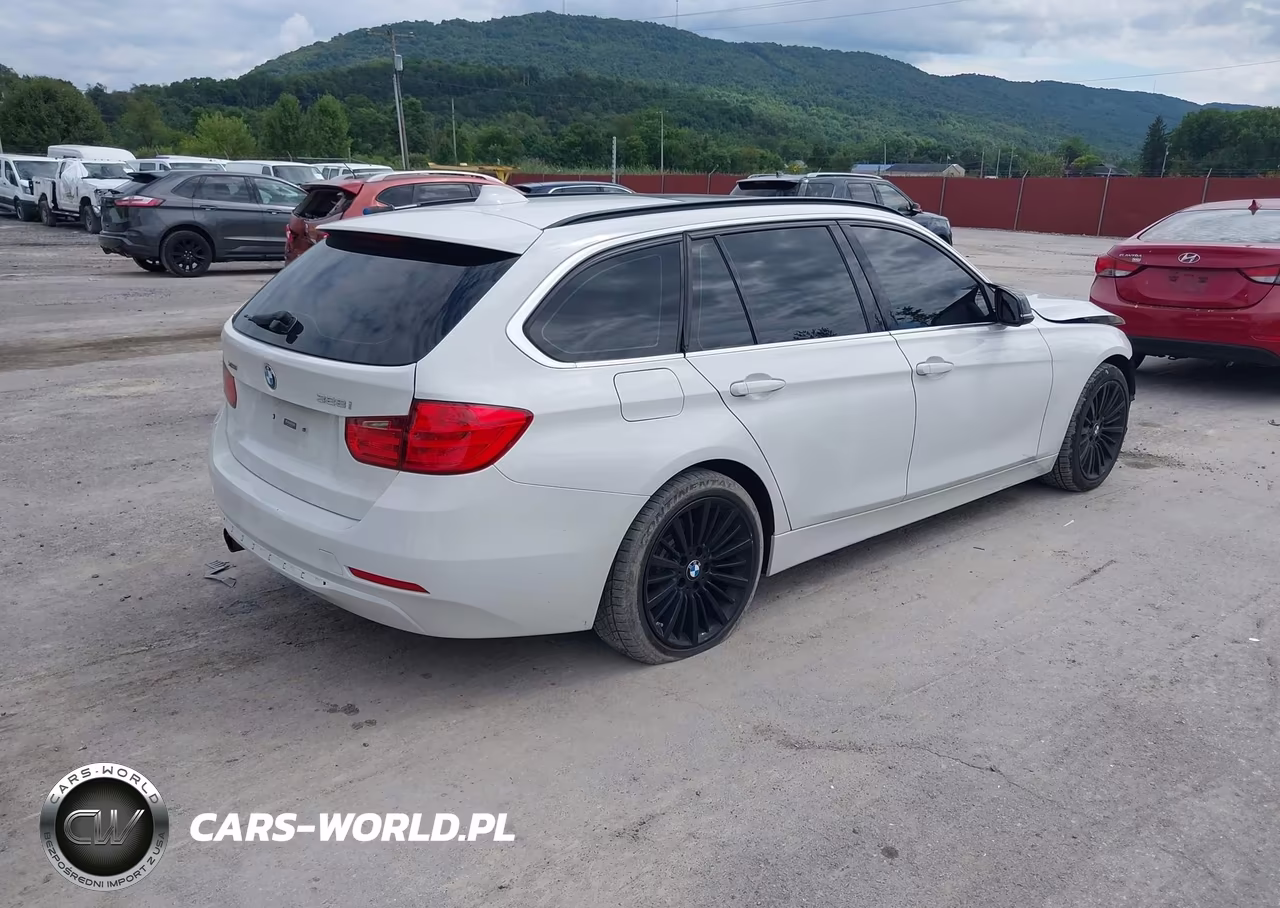 2014 BMW 328I xDrive VIN:WBA3G7C55EKN36007 - 4