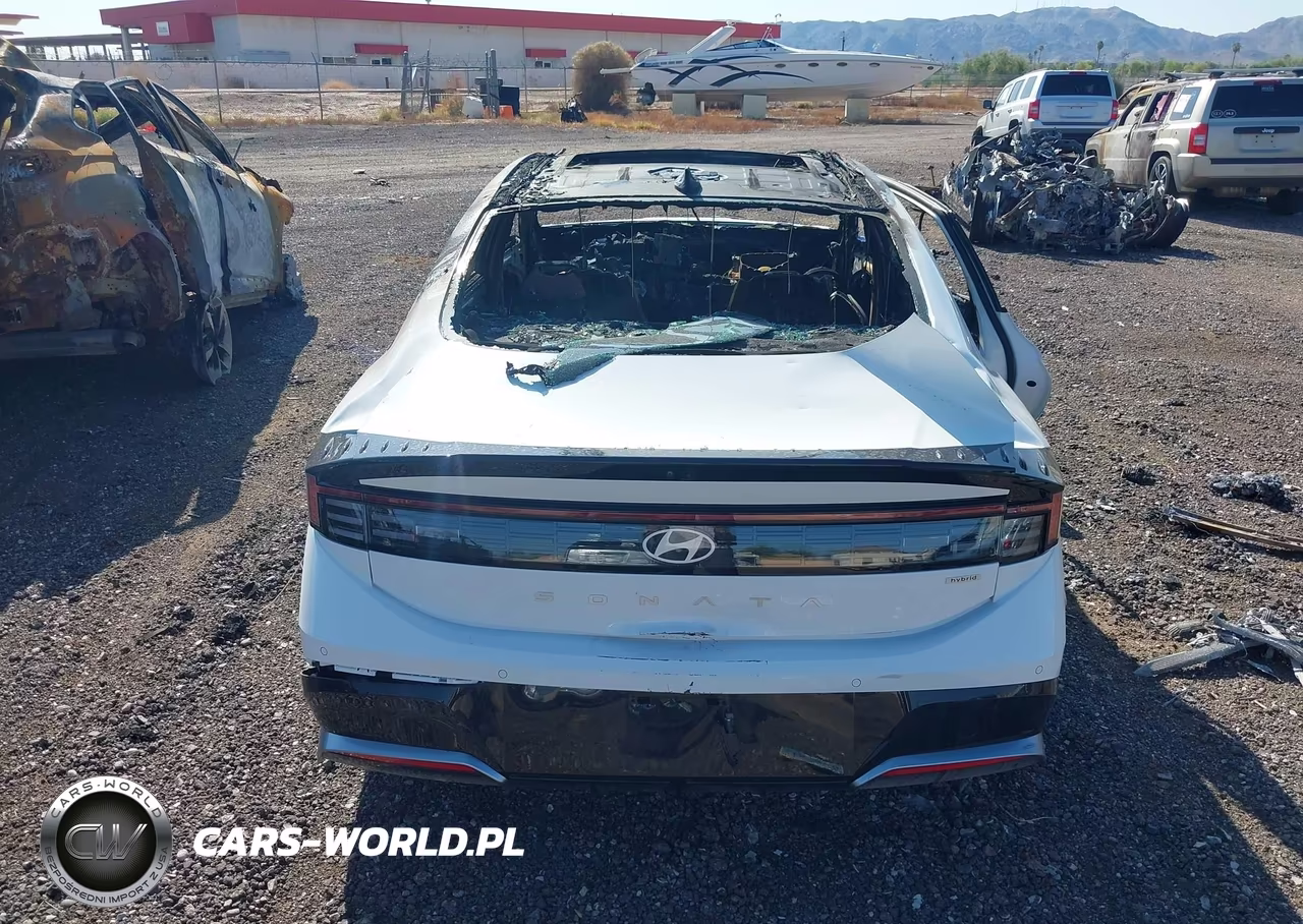 2025 Hyundai Sonata Hybrid Limited VIN:KMHL54JJ5SA121371 - 16