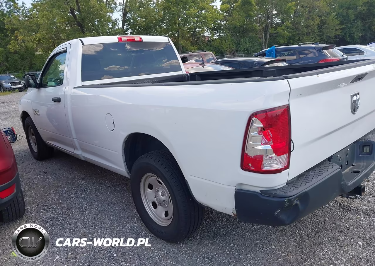 2016 Ram 1500 Tradesman VIN:3C6JR6DG6GG329402 - 3