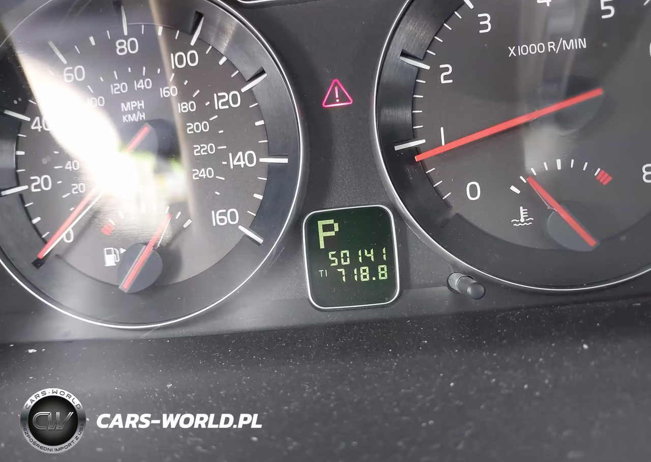 2010 Volvo C70 T5 VIN:YV1672MC5AJ092928 - 15
