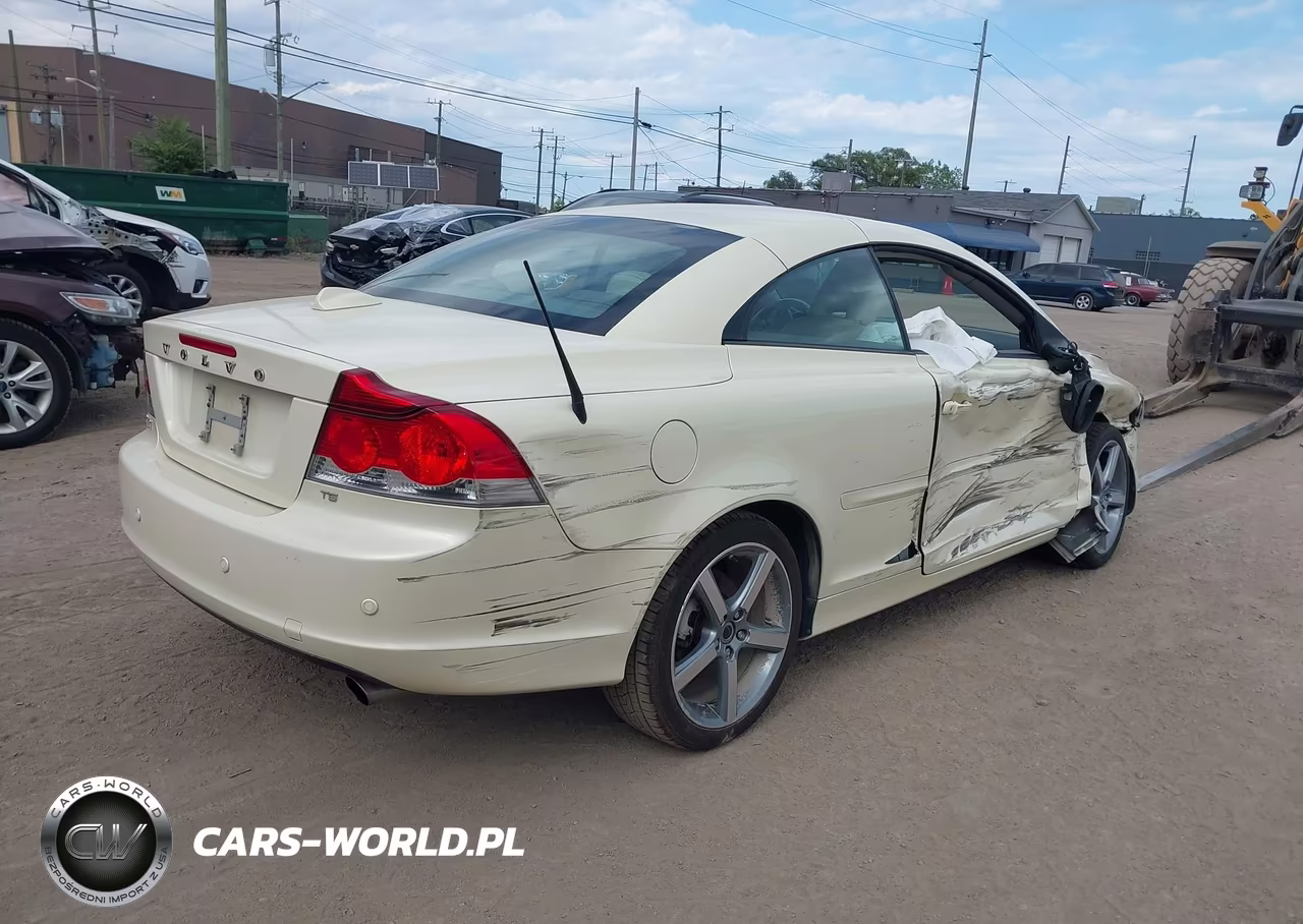 2010 Volvo C70 T5 VIN:YV1672MC5AJ092928 - 4