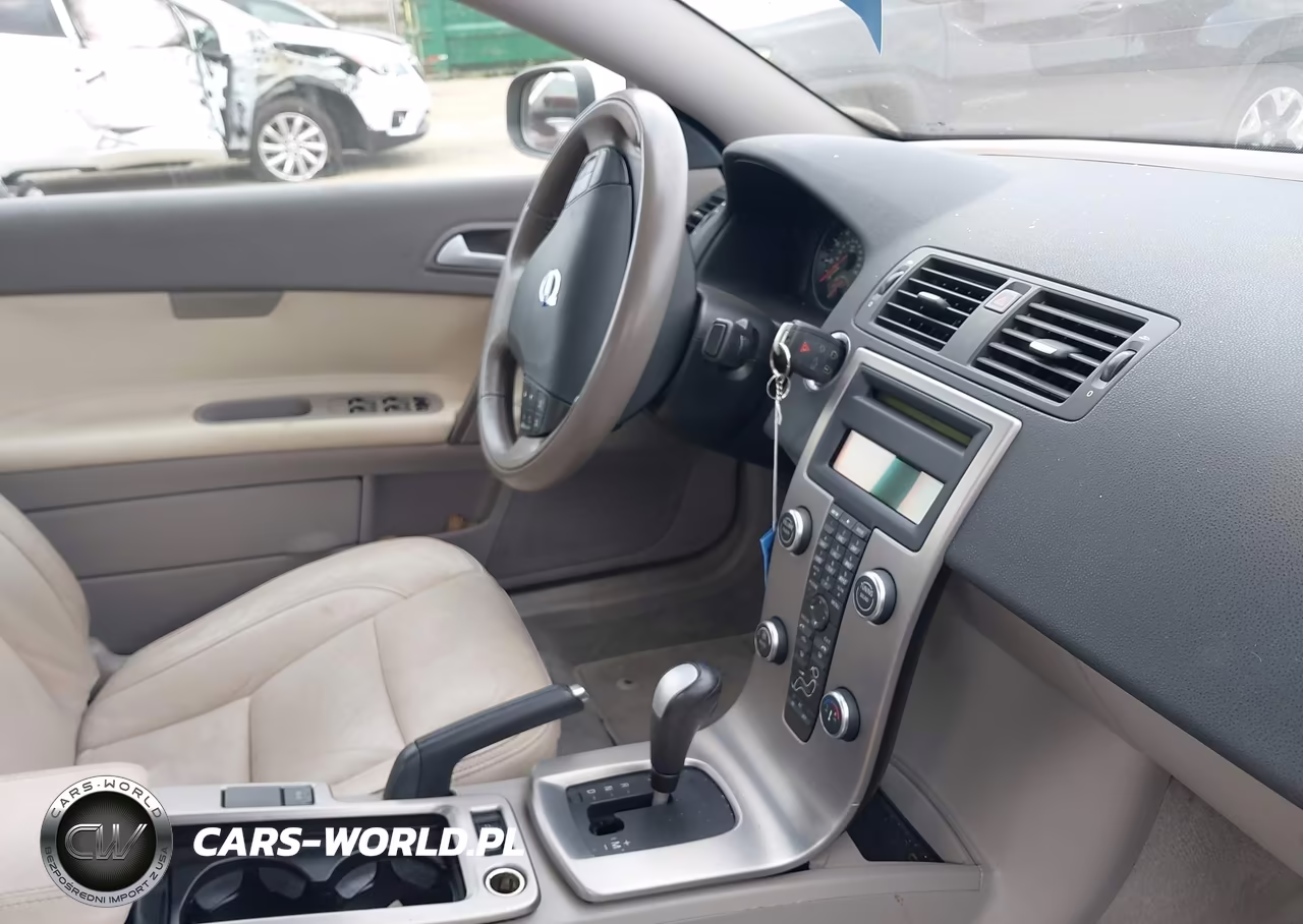 2010 Volvo C70 T5 VIN:YV1672MC5AJ092928 - 5