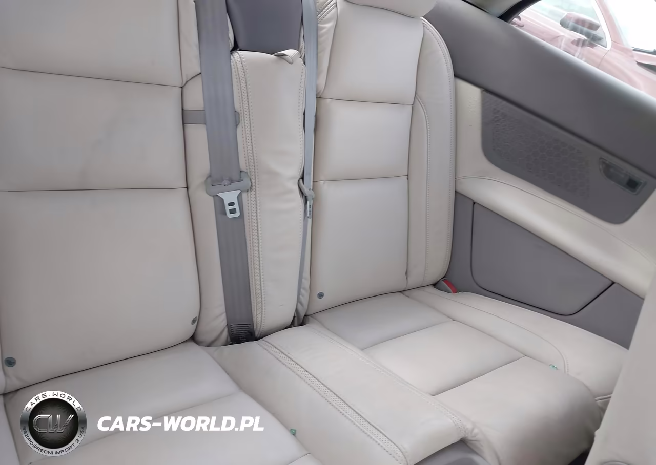 2010 Volvo C70 T5 VIN:YV1672MC5AJ092928 - 8