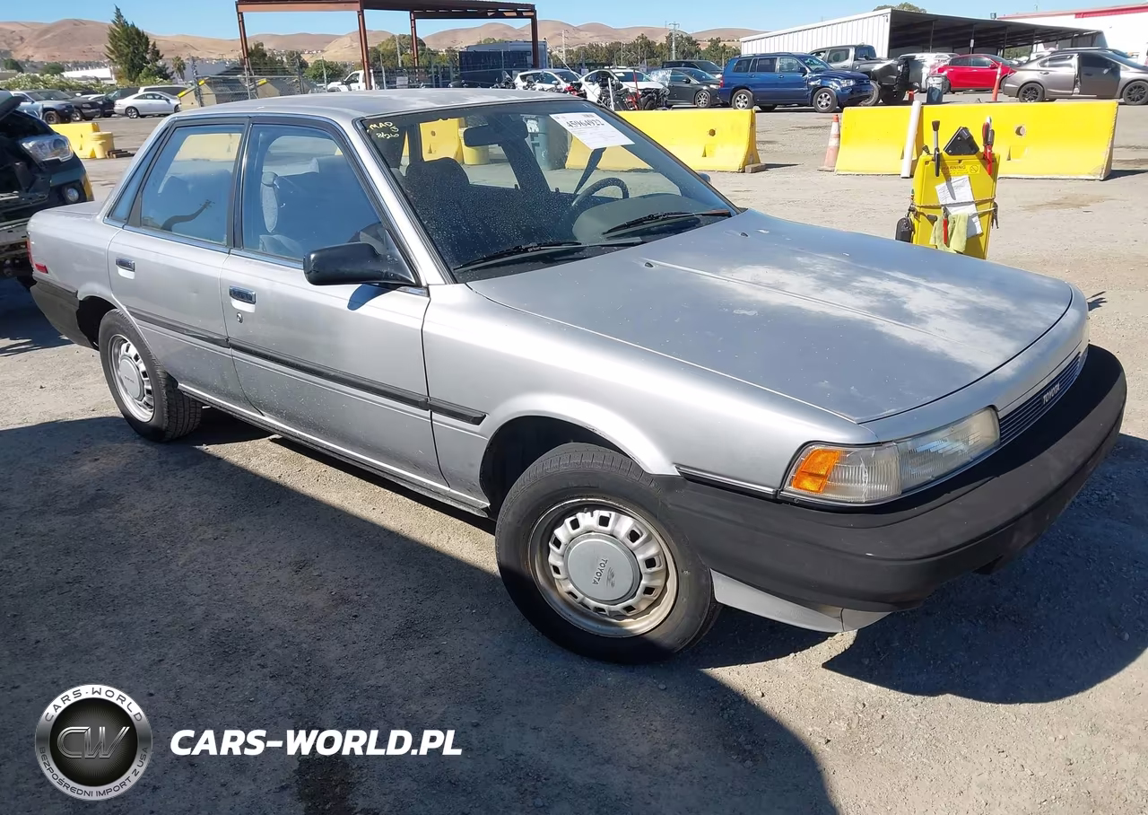 1989 Toyota Camry Dlx