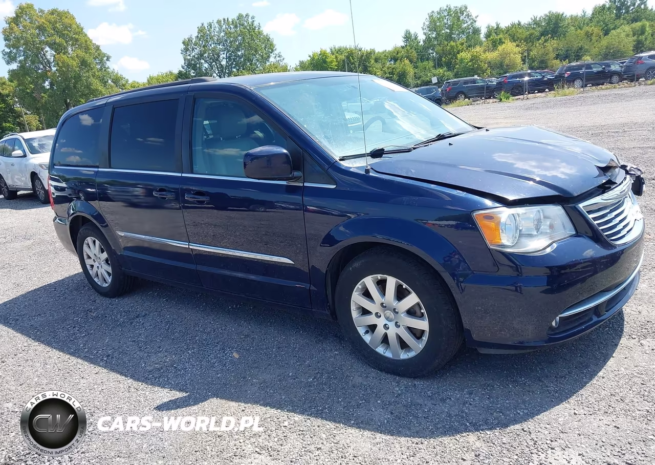 2016 Chrysler Town & Country Touring – zdjęcie 1 z 16