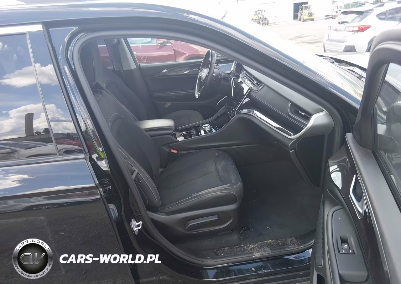 2022 Jeep Grand Cherokee L Laredo 4X4 VIN:1C4RJKAG8N8615397 - 5