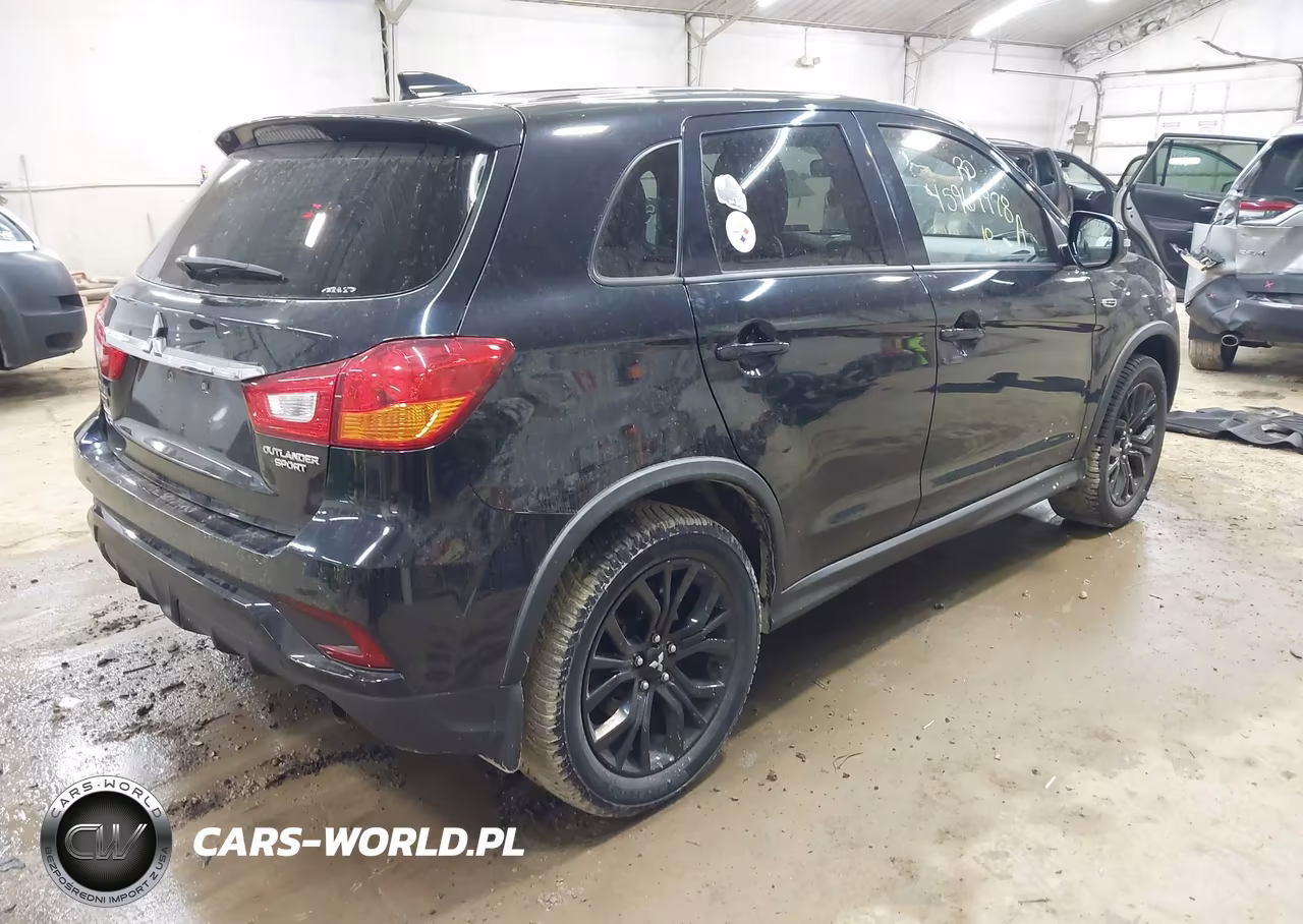 2018 Mitsubishi Outlander Sport 2.0 Le VIN:JA4AR3AU8JU015637 - 4
