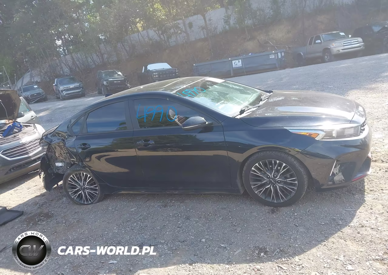 2023 Kia Forte Gt-Line VIN:3KPF54AD4PE588670 - 13