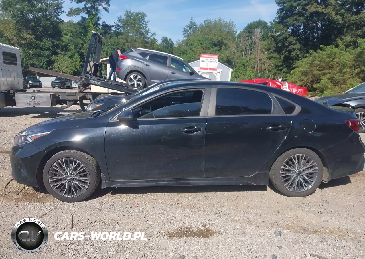 2023 Kia Forte Gt-Line VIN:3KPF54AD4PE588670 - 14