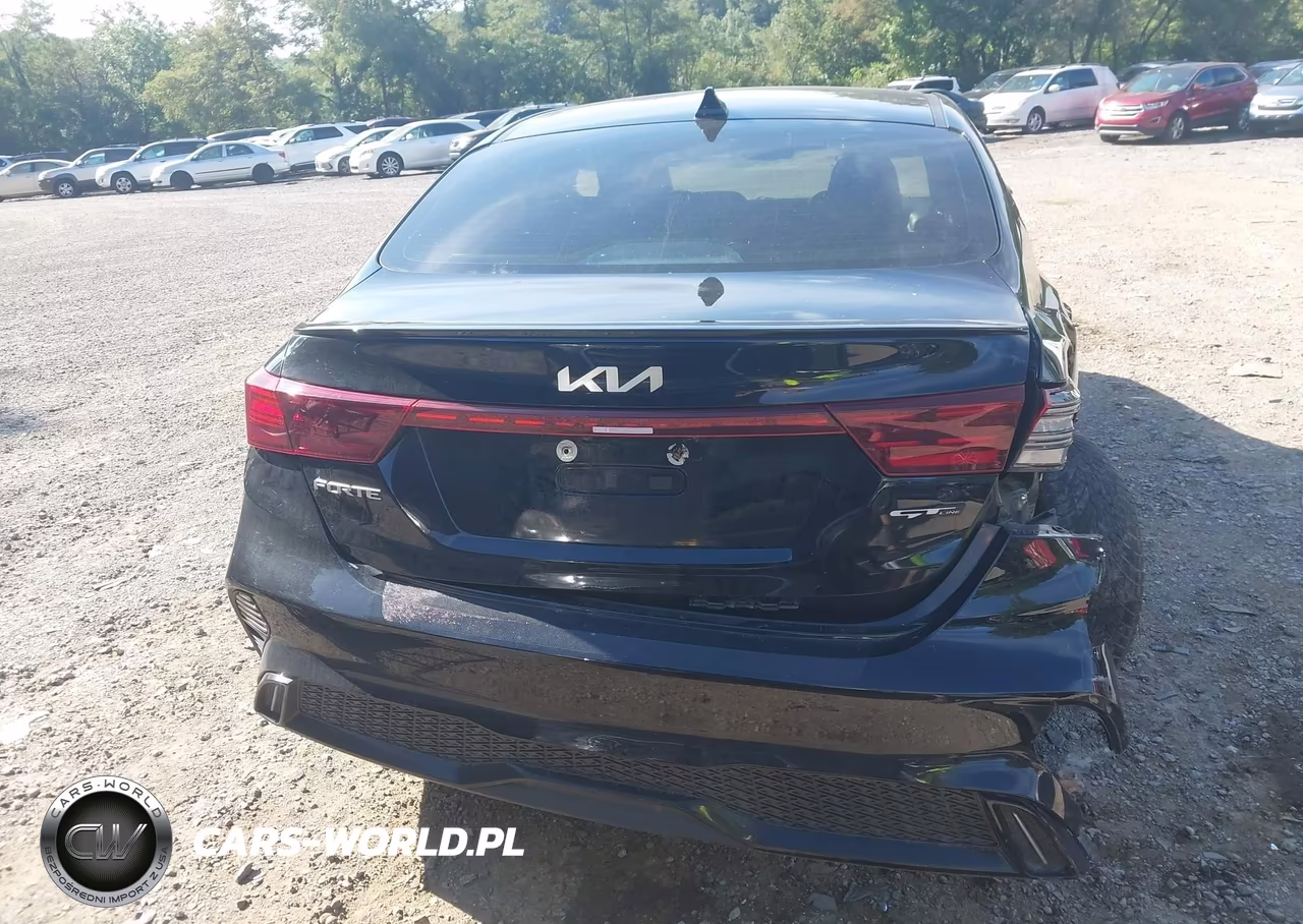 2023 Kia Forte Gt-Line VIN:3KPF54AD4PE588670 - 16