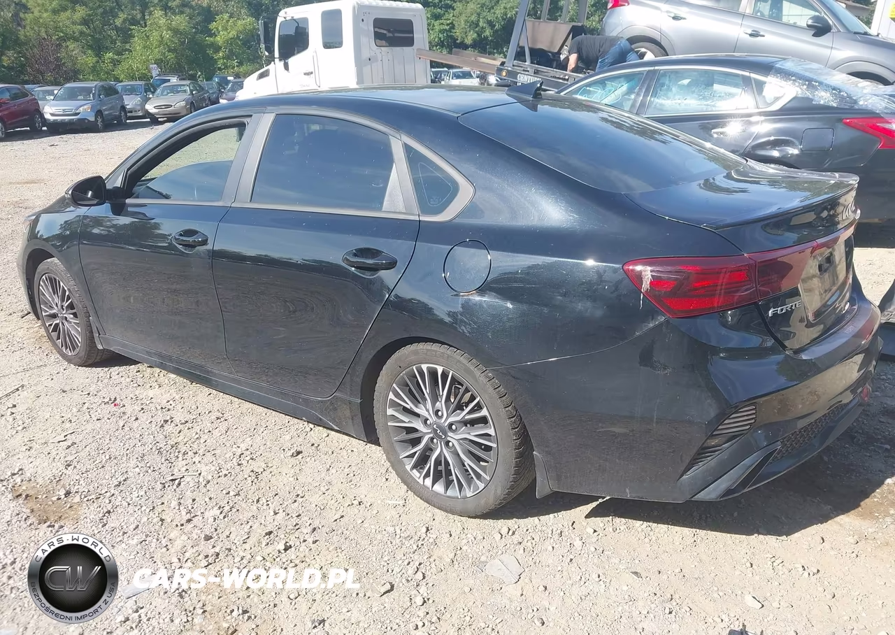 2023 Kia Forte Gt-Line VIN:3KPF54AD4PE588670 - 3