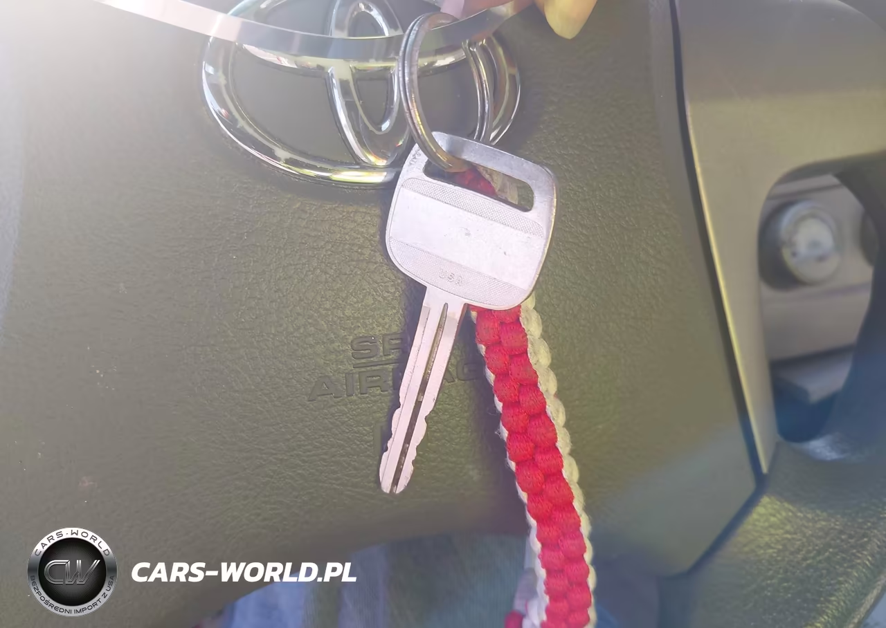 2010 Toyota Camry Le VIN:4T4BF3EK3AR033587 - 11