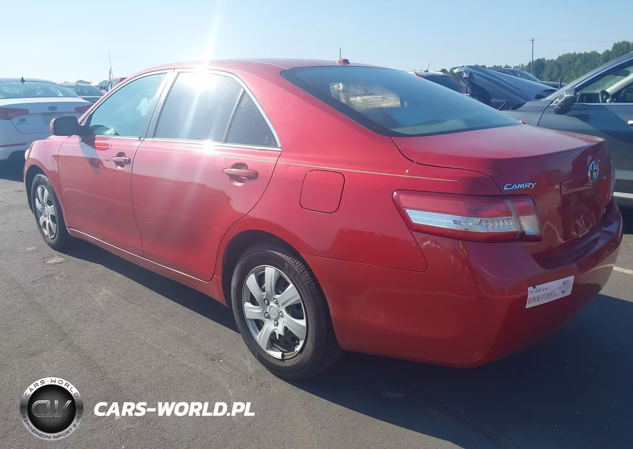 2010 Toyota Camry Le VIN:4T4BF3EK3AR033587 - 3
