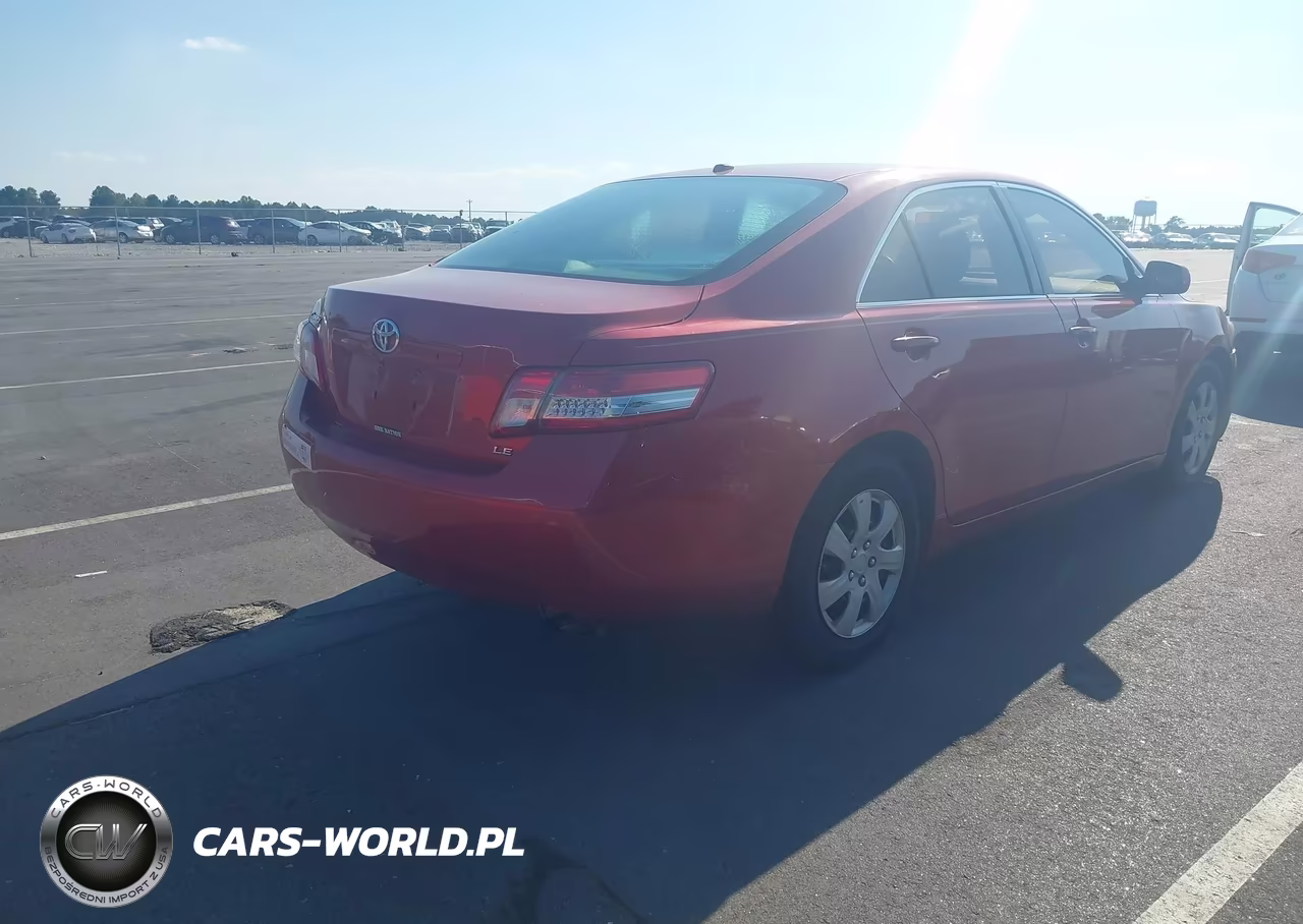 2010 Toyota Camry Le VIN:4T4BF3EK3AR033587 - 4