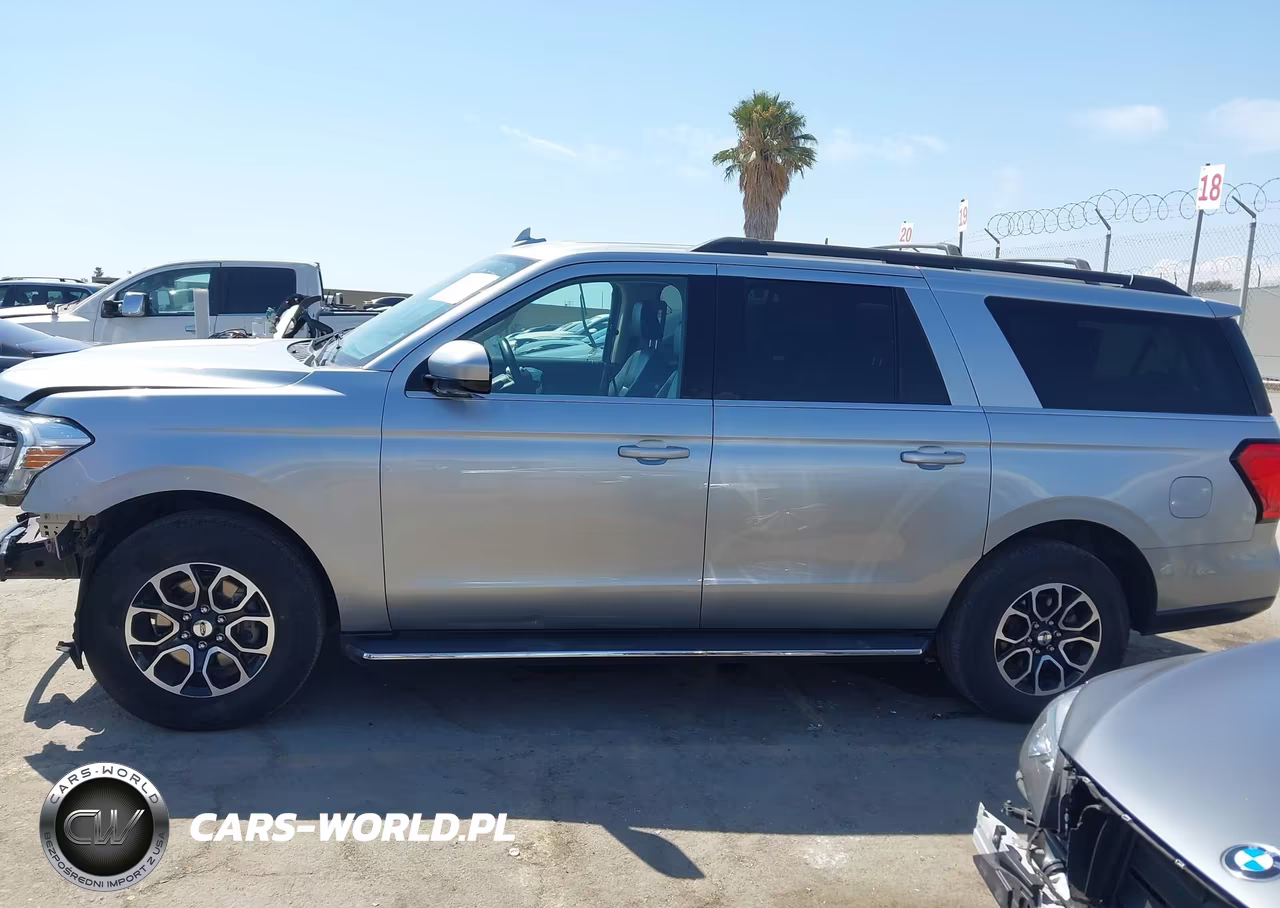 2023 Ford Expedition Max Xlt VIN:1FMJK1J86PEA51343 - 14