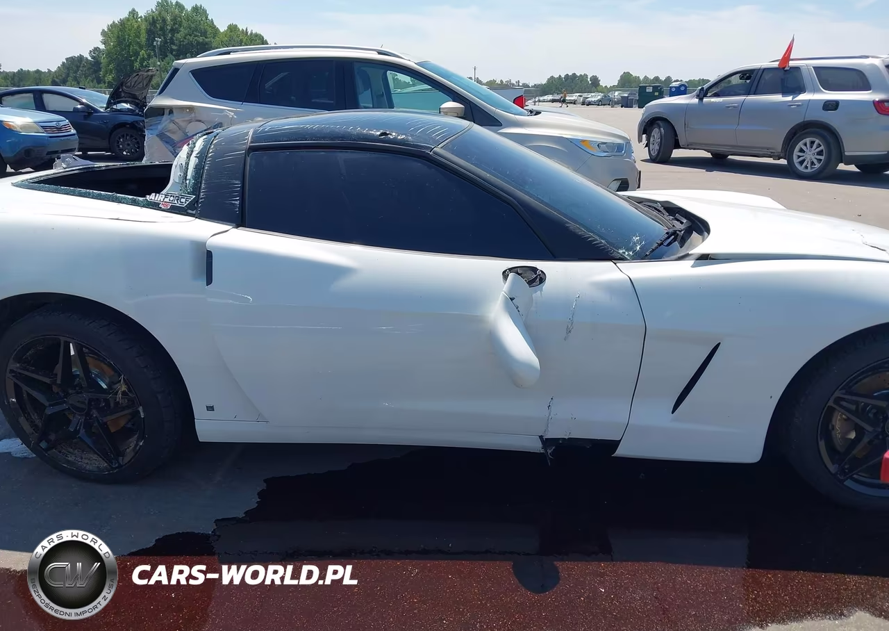 2007 Chevrolet Corvette VIN:1G1YY26U375121919 - 14