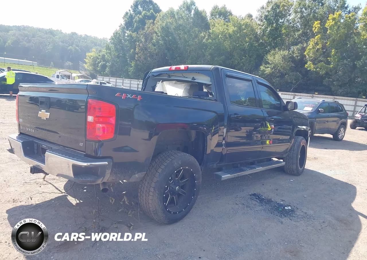 2018 Chevrolet Silverado 1500 1Lt VIN:3GCUKRECXJG359825 - 4