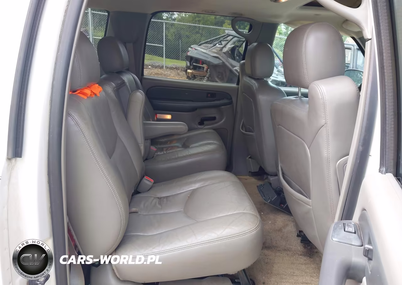 2003 Chevrolet Suburban 1500 Z71 VIN:3GNFK16Z13G131705 - 8