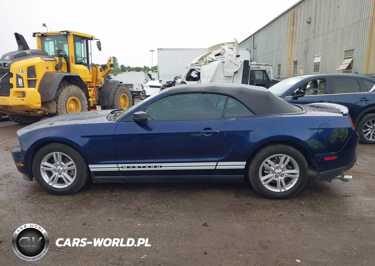 2011 Ford Mustang V6 VIN:1ZVBP8EM6B5137770 - 14