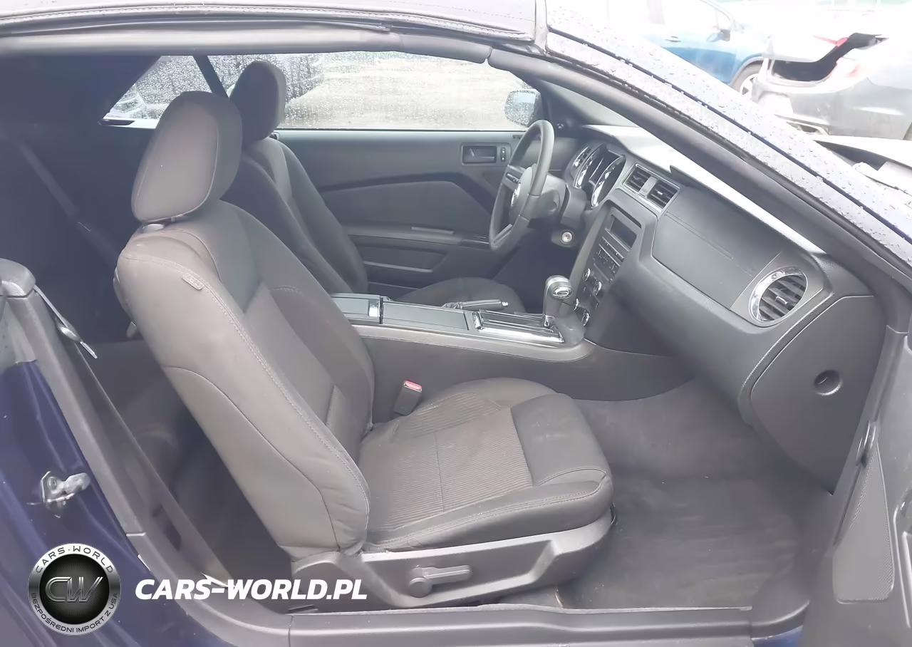 2011 Ford Mustang V6 VIN:1ZVBP8EM6B5137770 - 5