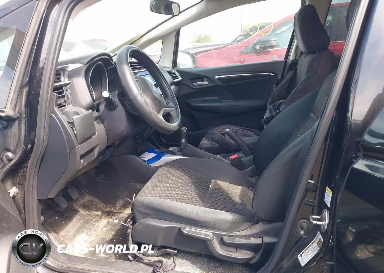 2015 Honda Fit Lx VIN:3HGGK5G58FM773765 - 5
