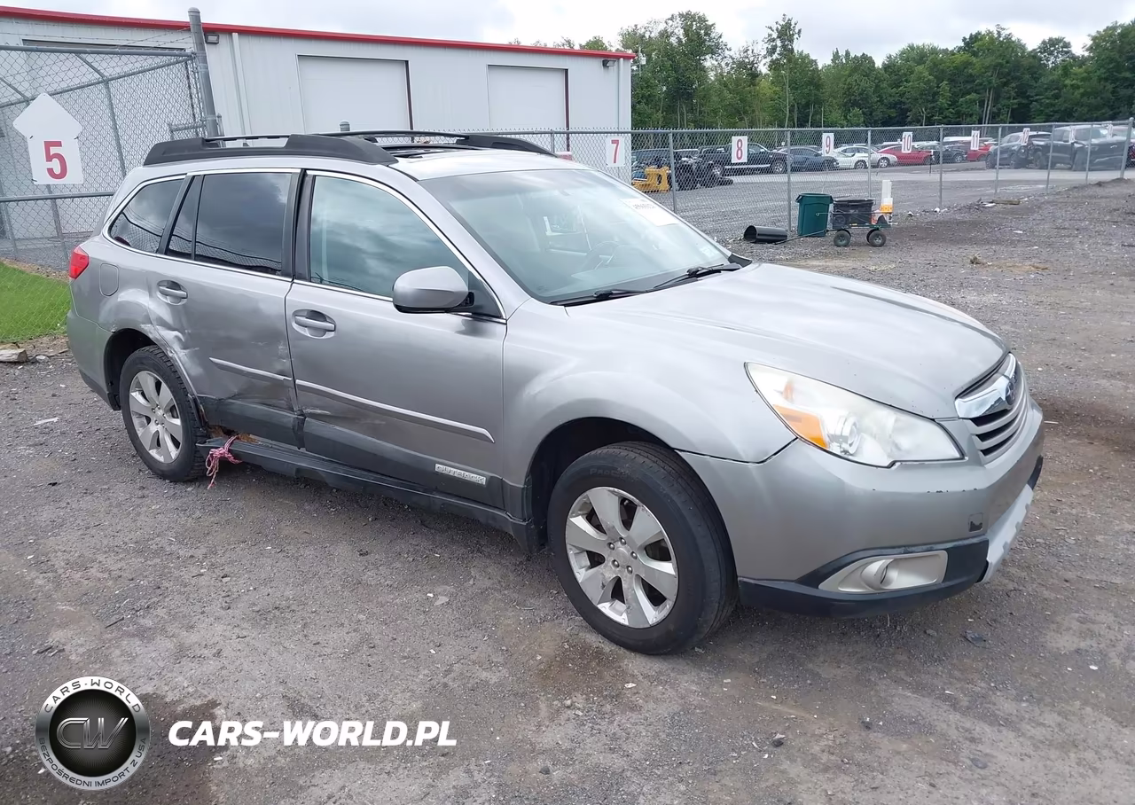 2011 Subaru Outback 3.6R Limited – zdjęcie 1 z 11