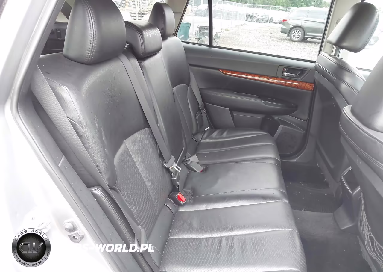 2011 Subaru Outback 3.6R Limited VIN:4S4BRDKC7B2401383 - 8