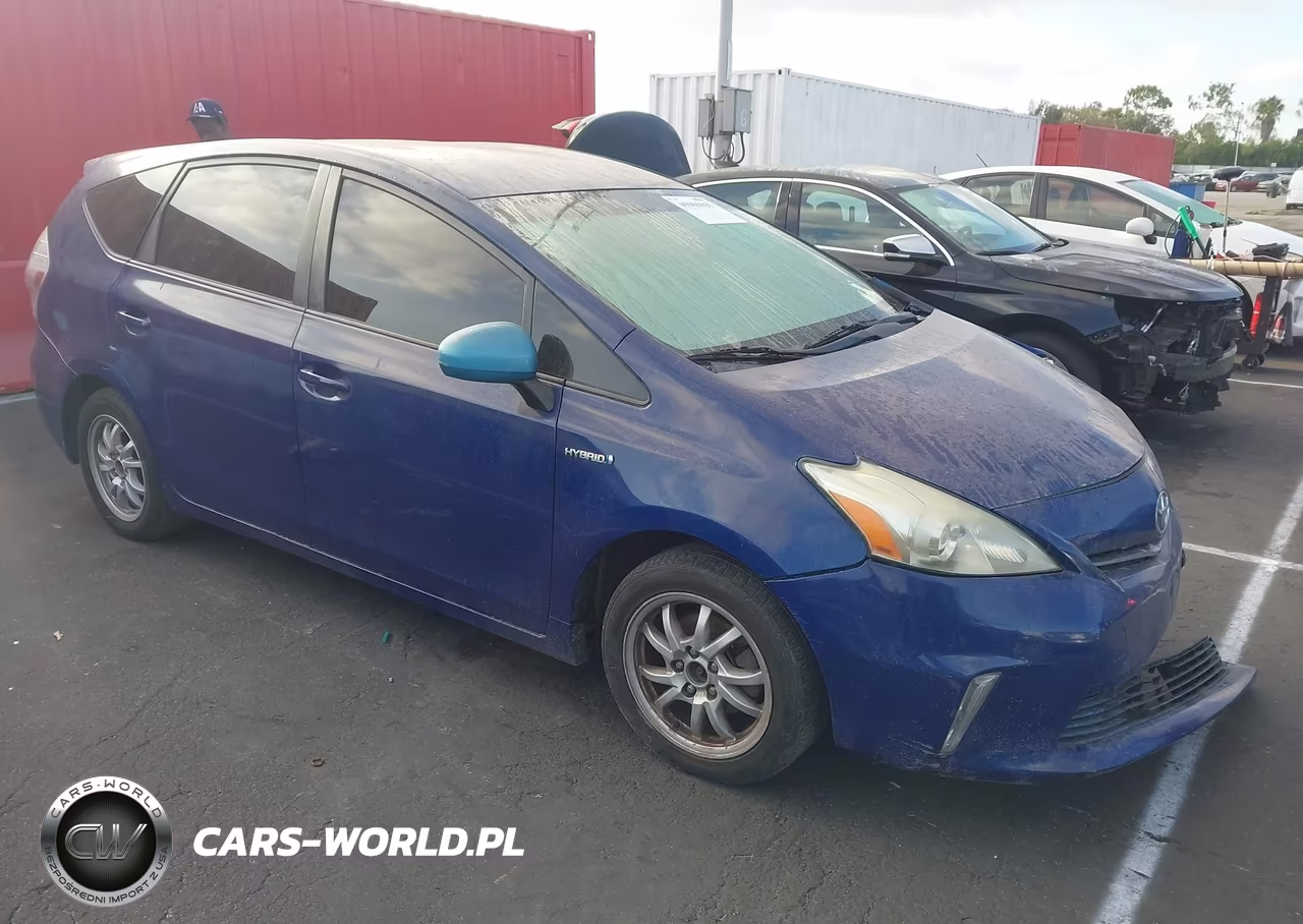 2013 Toyota Prius V Two