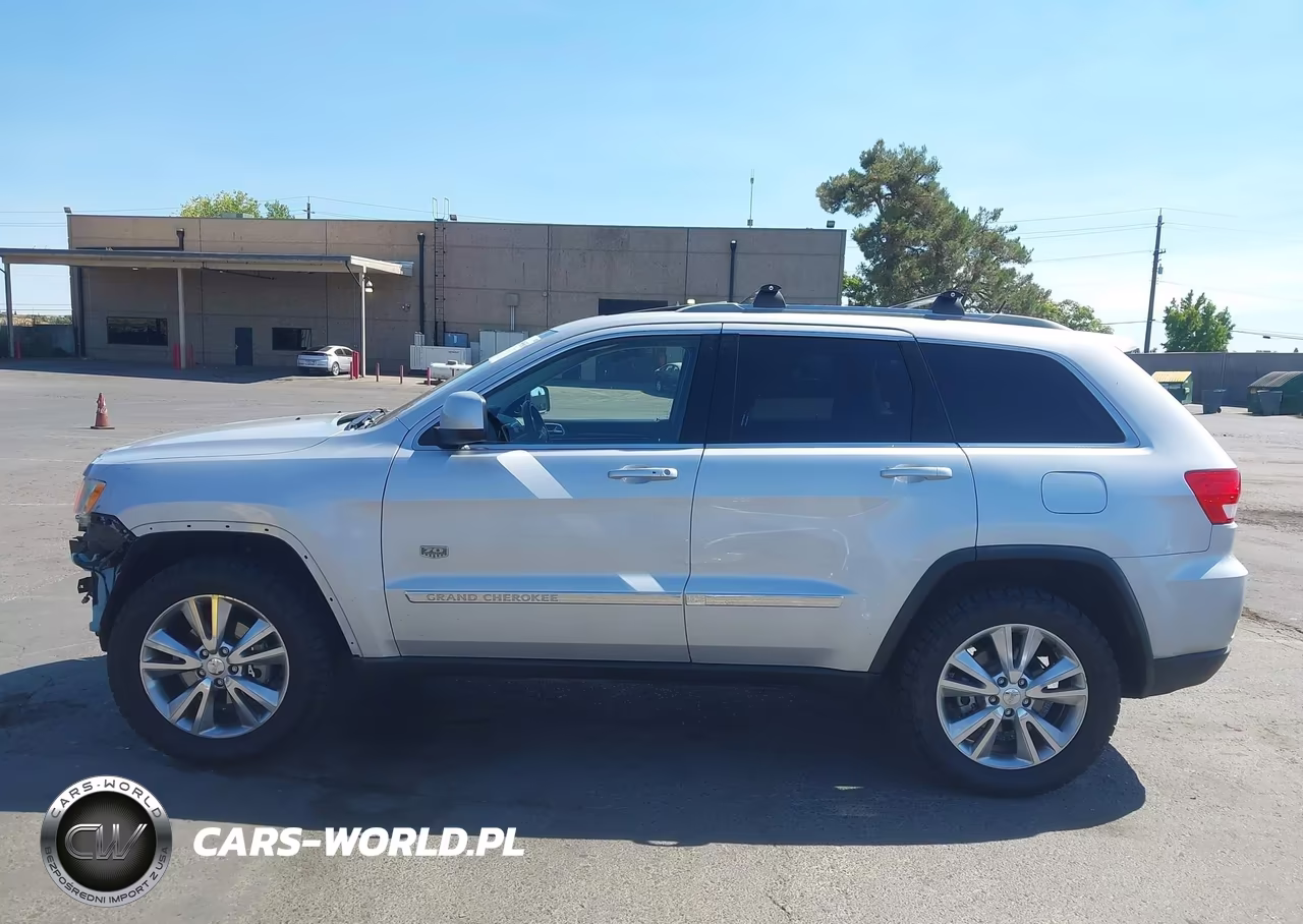 2011 Jeep Grand Cherokee Laredo VIN:1J4RS4GT8BC646746 - 15