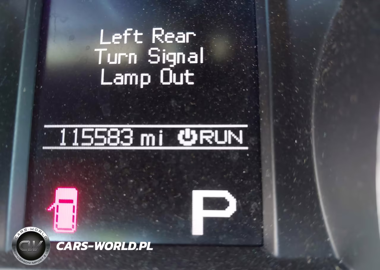 2011 Jeep Grand Cherokee Laredo VIN:1J4RS4GT8BC646746 - 7