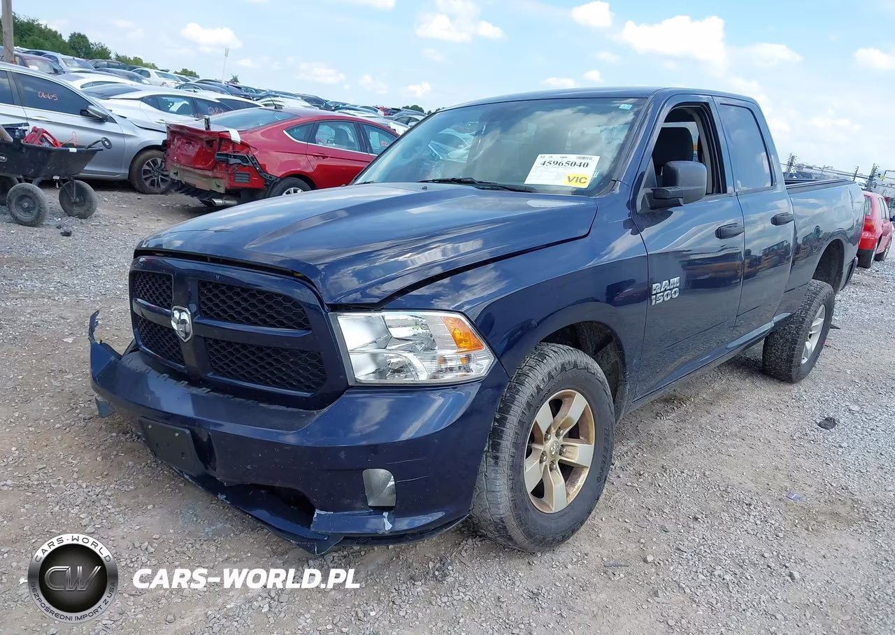 2018 Ram 1500 Express 4X4 6'4 Box VIN:1C6RR7FGXJS102915 - 2