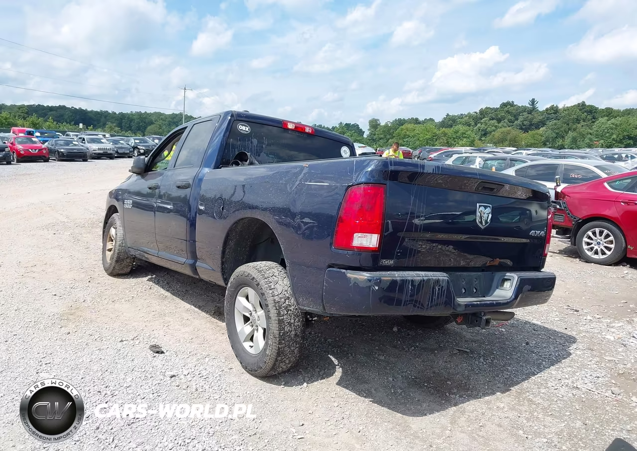 2018 Ram 1500 Express 4X4 6'4 Box VIN:1C6RR7FGXJS102915 - 3