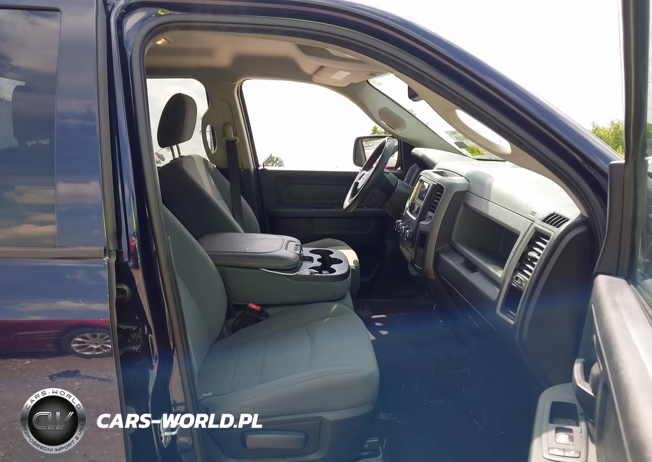 2018 Ram 1500 Express 4X4 6'4 Box VIN:1C6RR7FGXJS102915 - 5