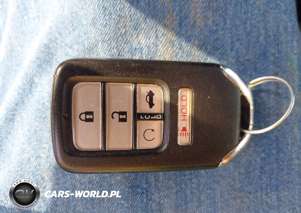 2018 Honda Civic Touring VIN:JHMFC1F93JX019744 - 11