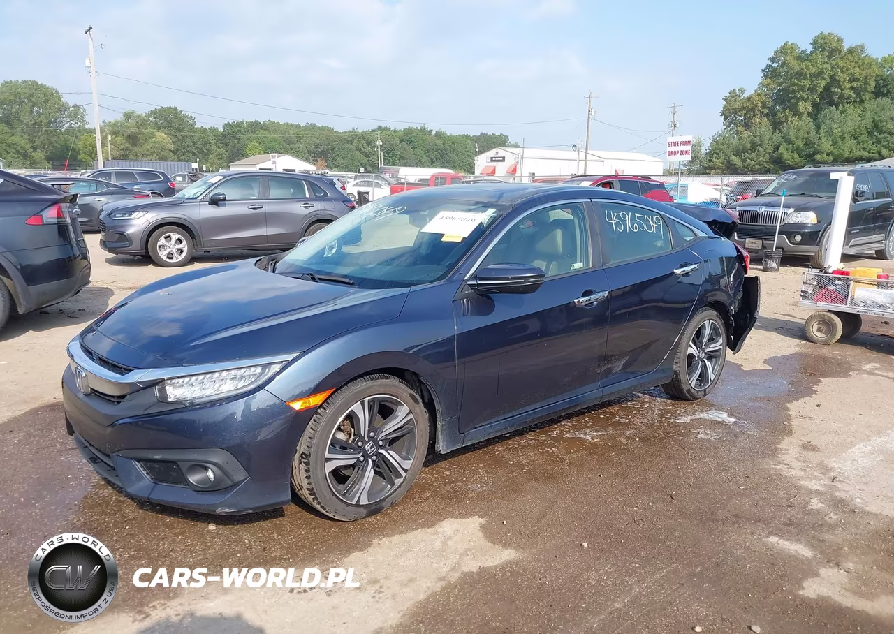 2018 Honda Civic Touring VIN:JHMFC1F93JX019744 - 2