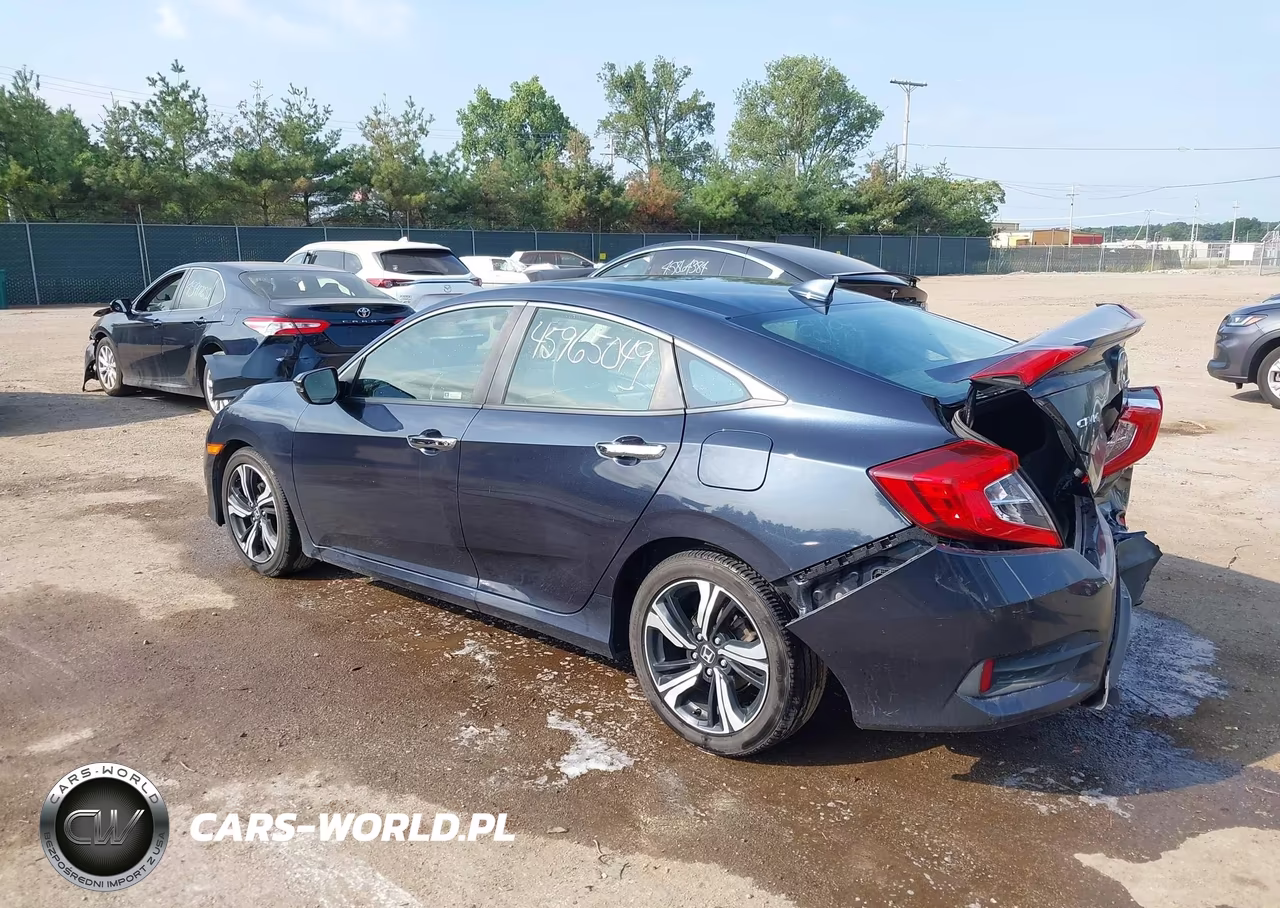 2018 Honda Civic Touring VIN:JHMFC1F93JX019744 - 3