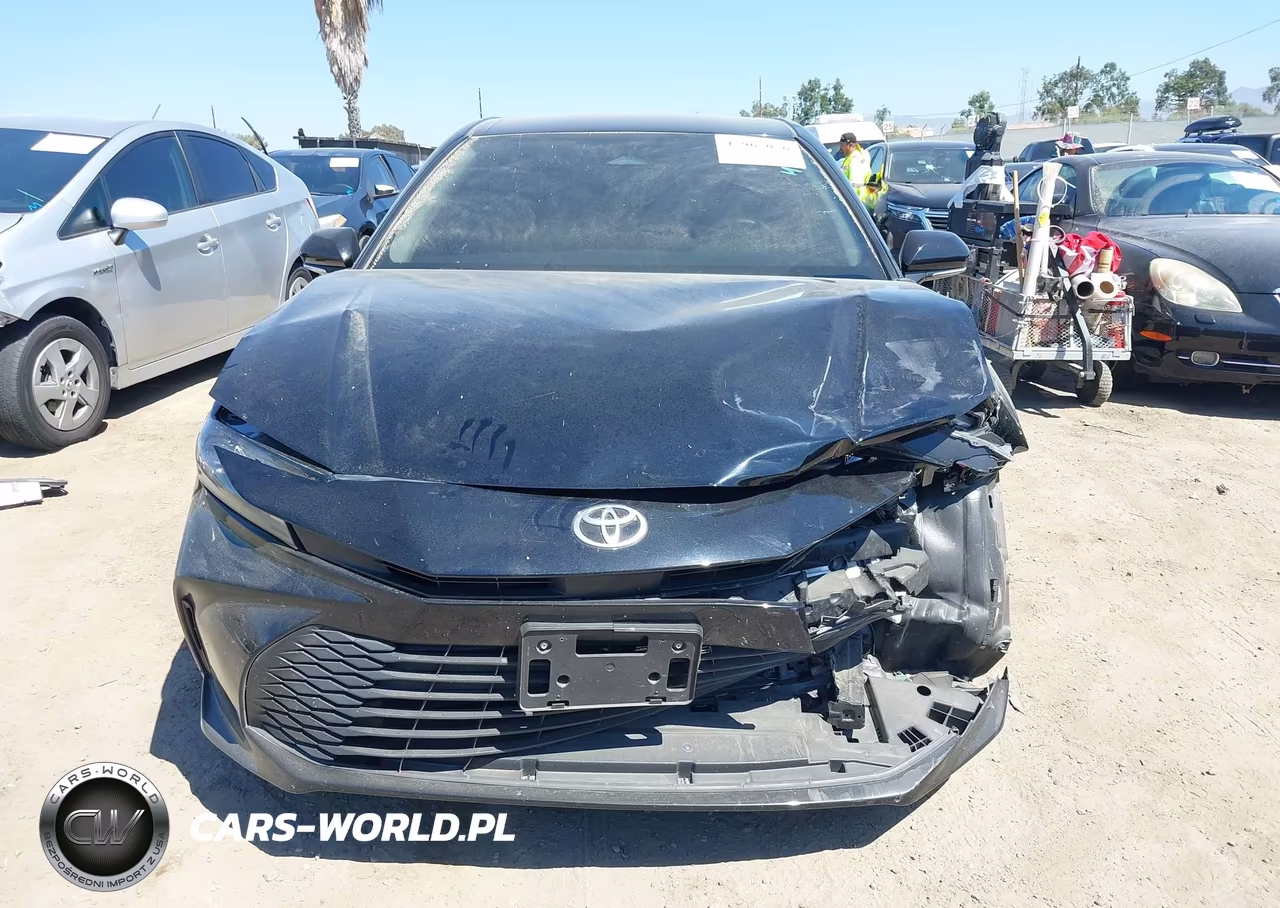 2025 Toyota Camry Le VIN:4T1DBADK7SU505490 - 12