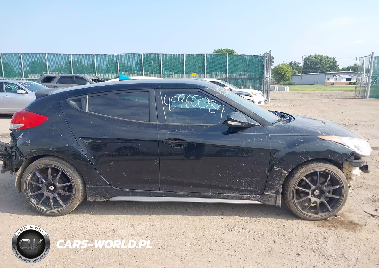 2013 Hyundai Veloster Turbo W-Blue VIN:KMHTC6AE2DU174258 - 14