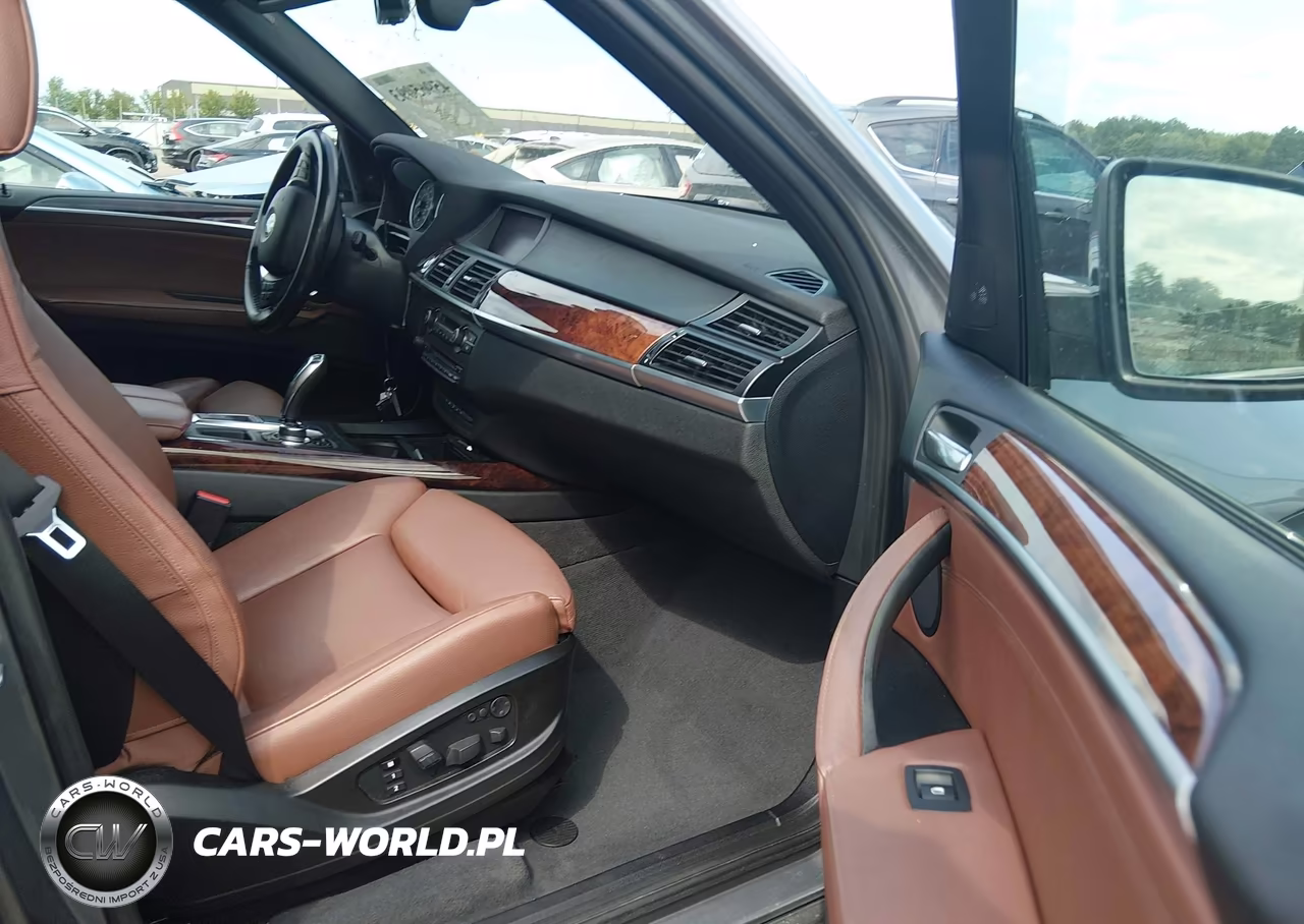 2012 BMW X5 xDrive50I VIN:5UXZV8C58CL425420 - 5