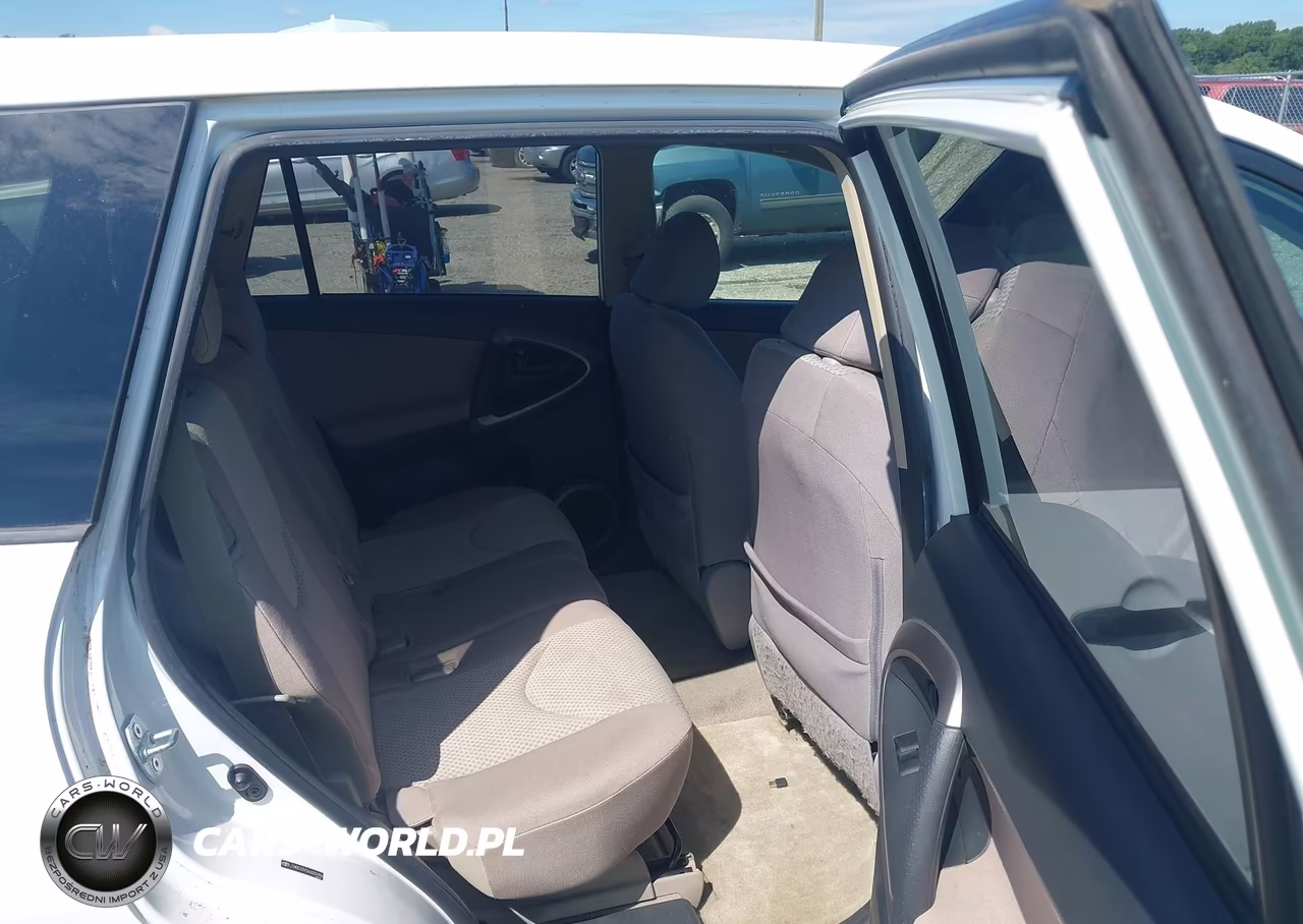 2006 Toyota Rav4 VIN:JTMBD33V566009496 - 8