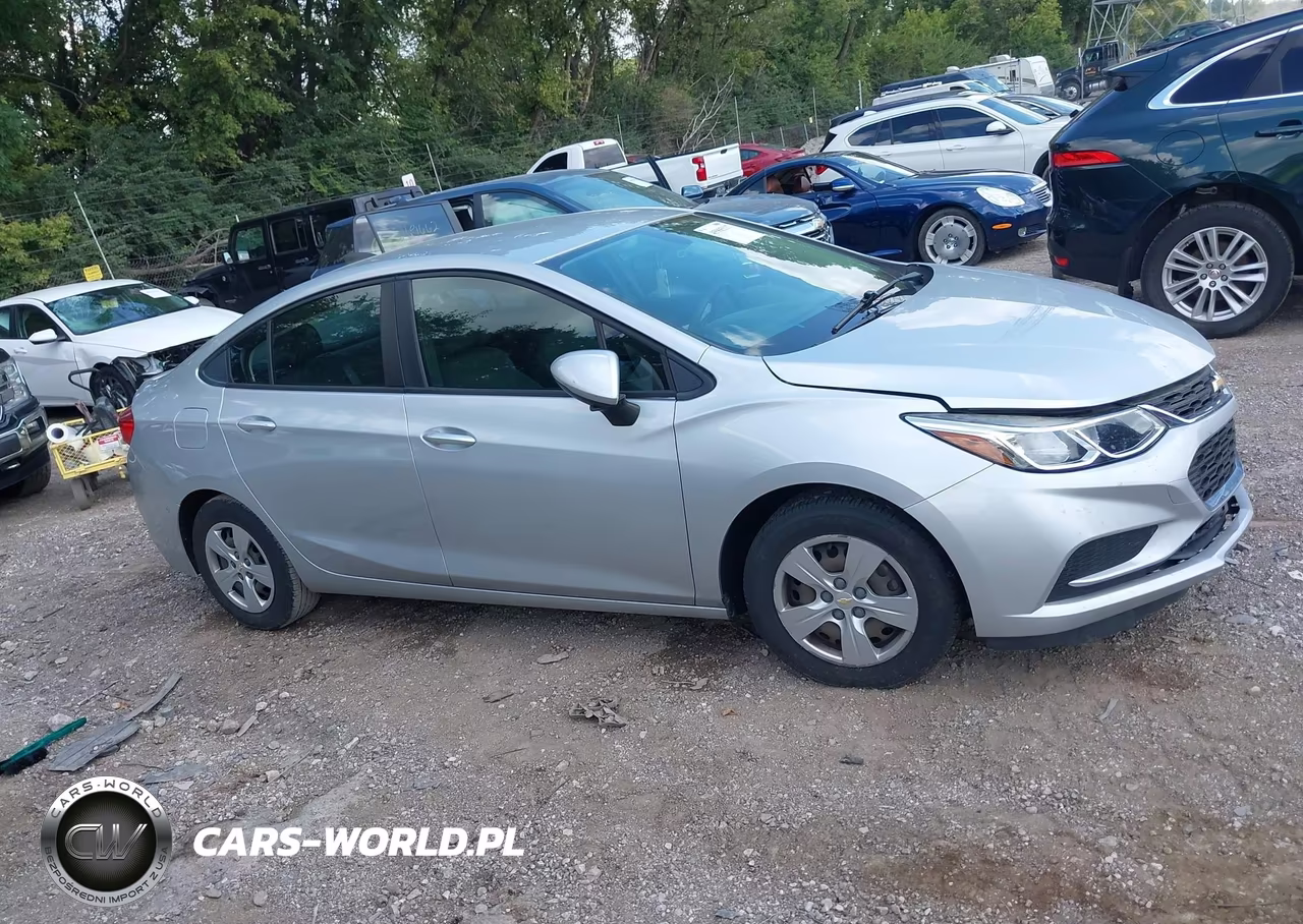 2016 Chevrolet Cruze Ls Auto VIN:1G1BC5SM2G7262125 - 13
