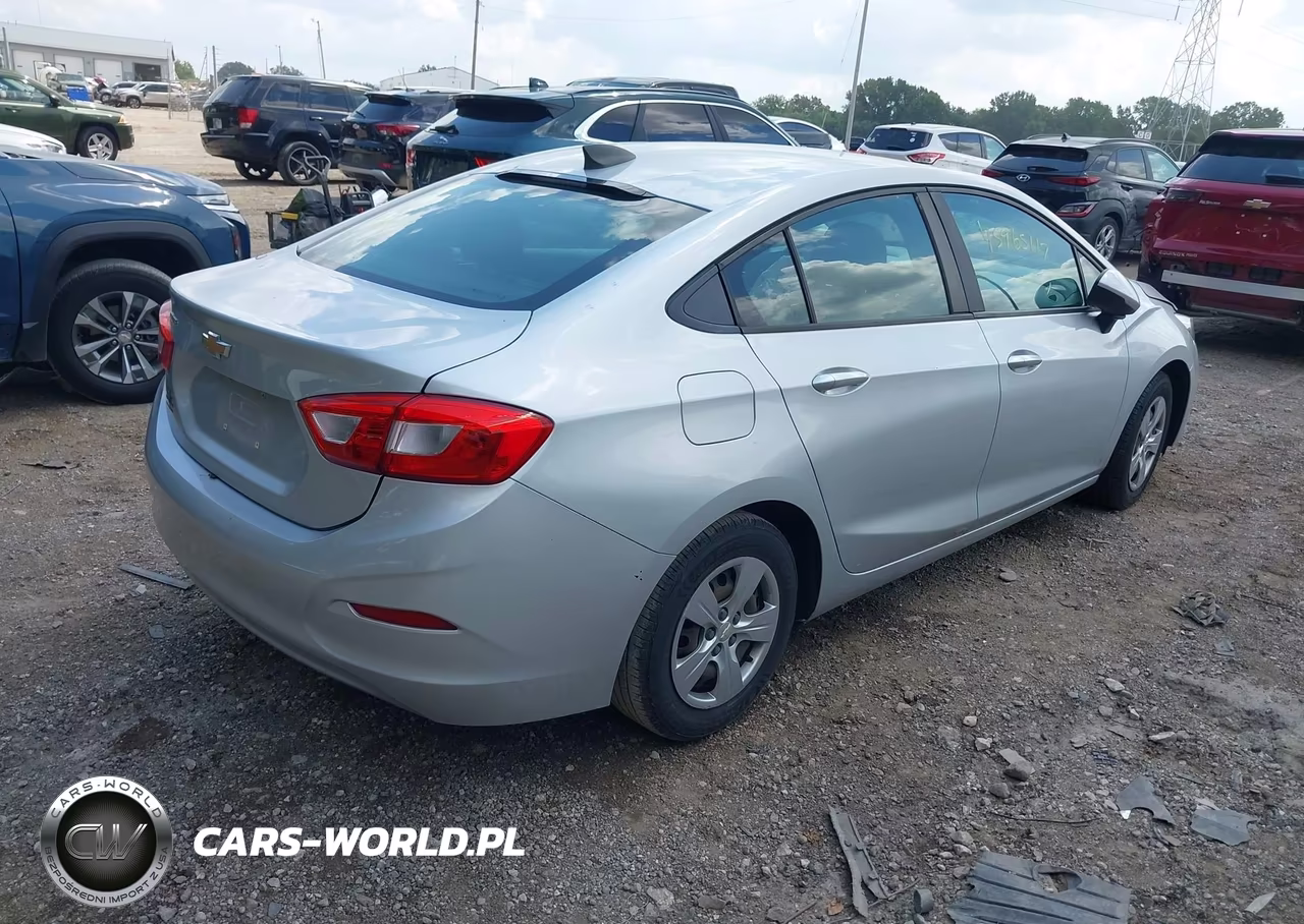 2016 Chevrolet Cruze Ls Auto VIN:1G1BC5SM2G7262125 - 4