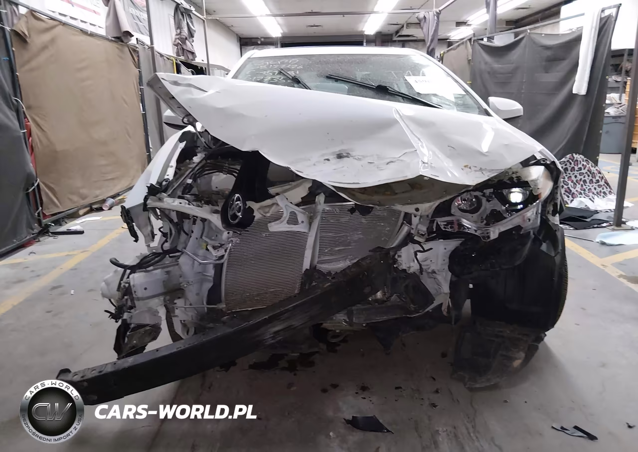 2014 Toyota Corolla Le Plus VIN:2T1BURHE1EC193421 - 13